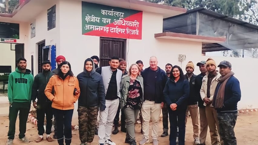 Foreign tourists came to visit Amangarh