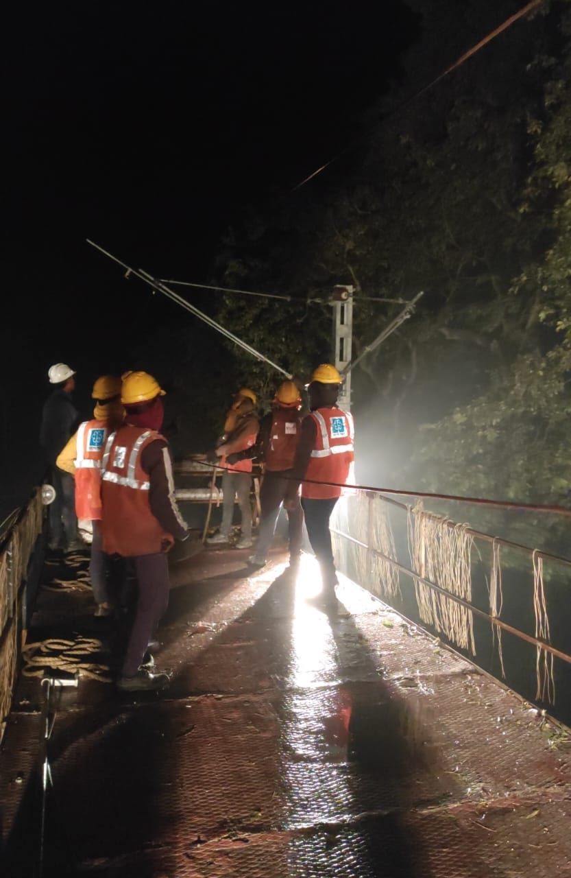 Electrification work of railway track between Pilibhit-Mala started