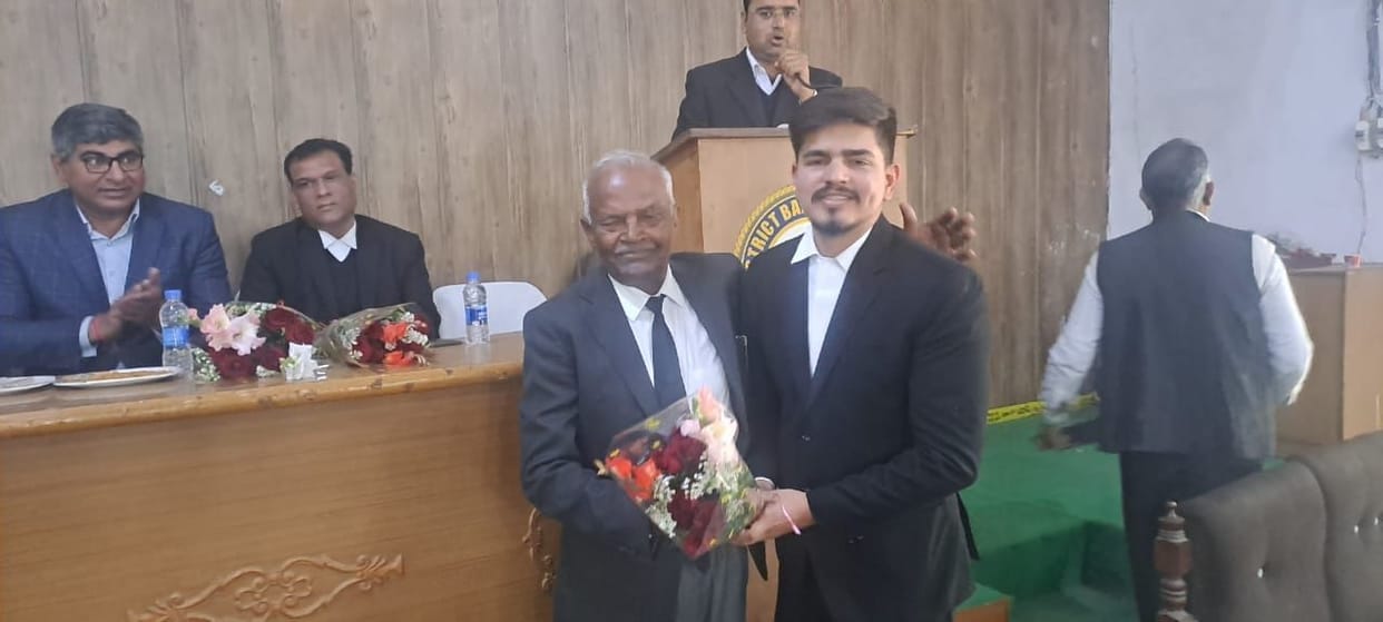 Chairman and former head honored in Narnaul Bar