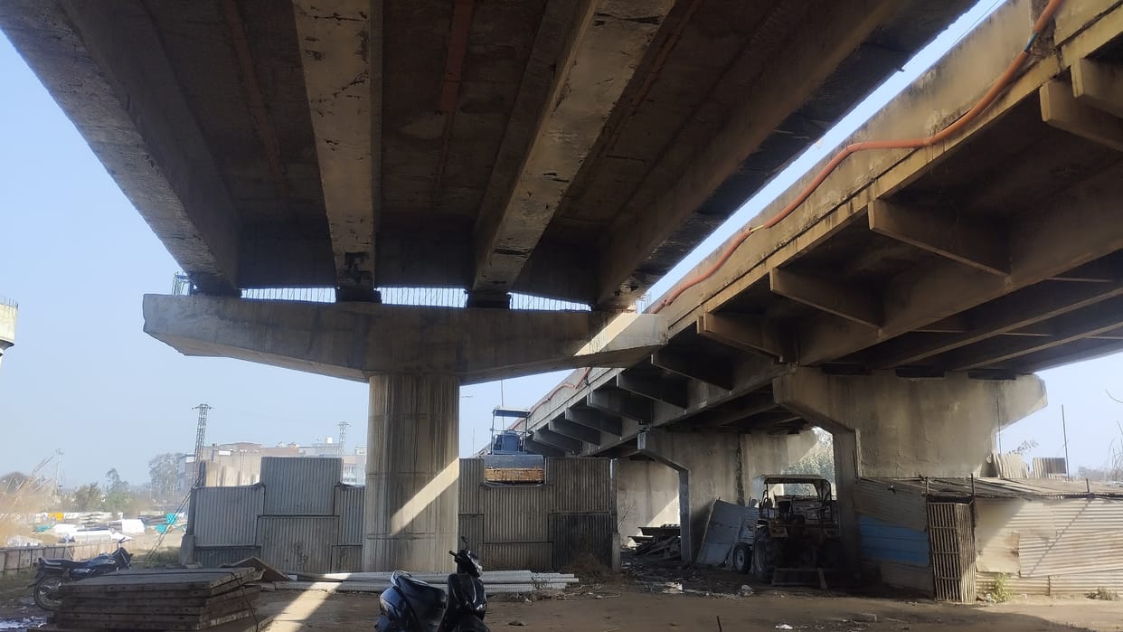 Work on bridge being built on Hisar Road slows down