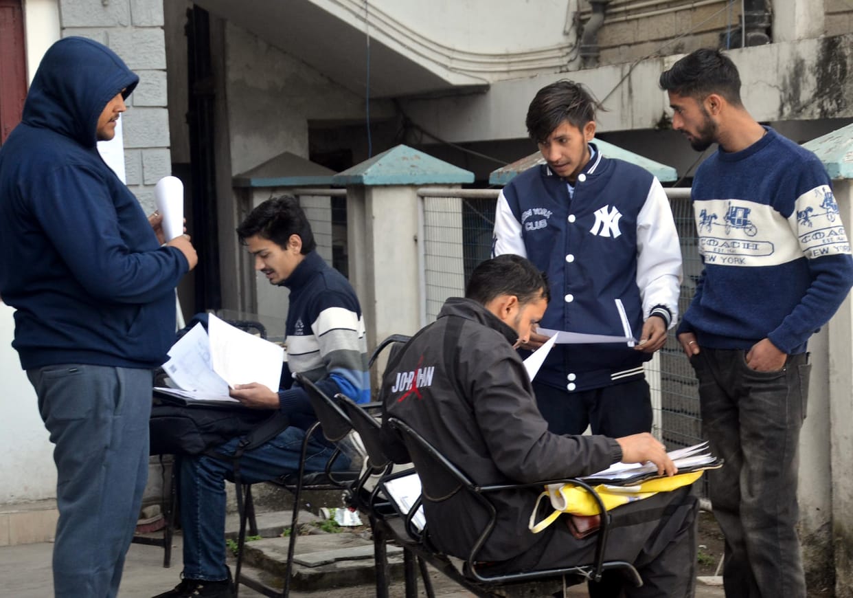 There is great enthusiasm among the youth for recruitment to the posts of para workers.