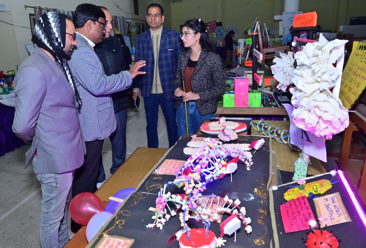 Emphasis laid on finding solutions to problems with the help of science