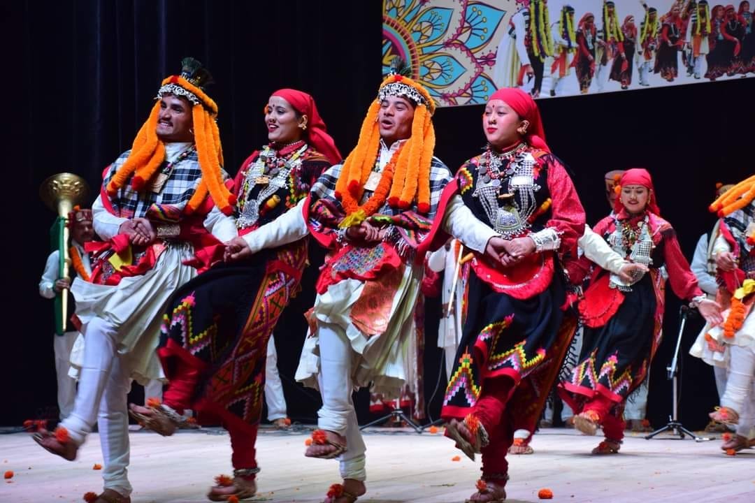 Surya cultural troupe Banogi becomes winner in folk dance