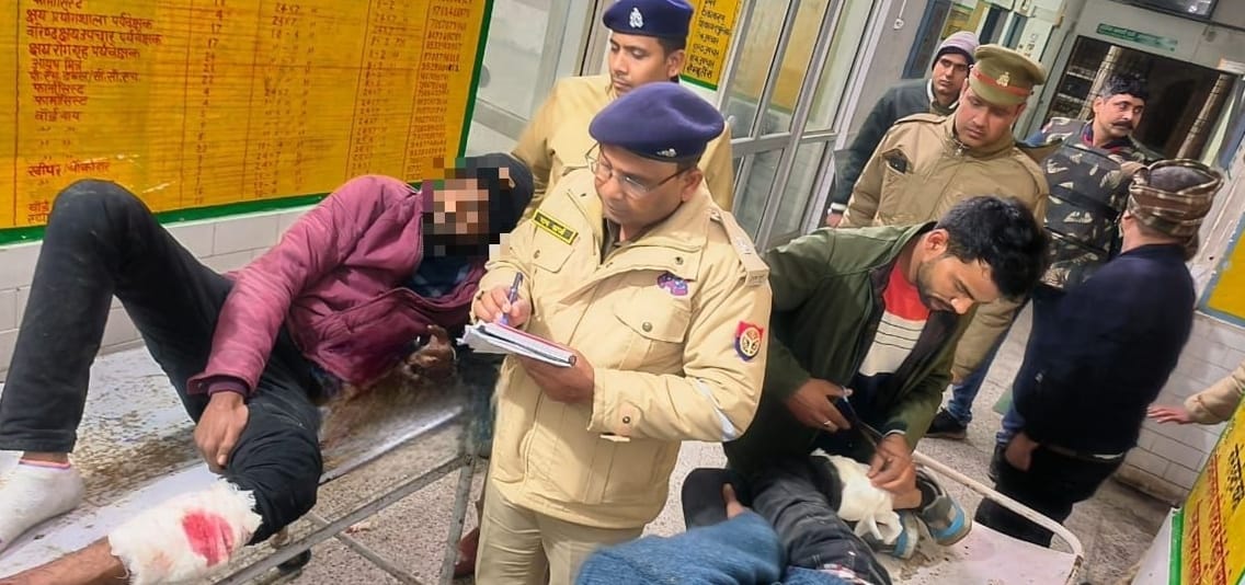 Two arrested including Shehzad, carrying a reward of Rs 25,000 in the encounter