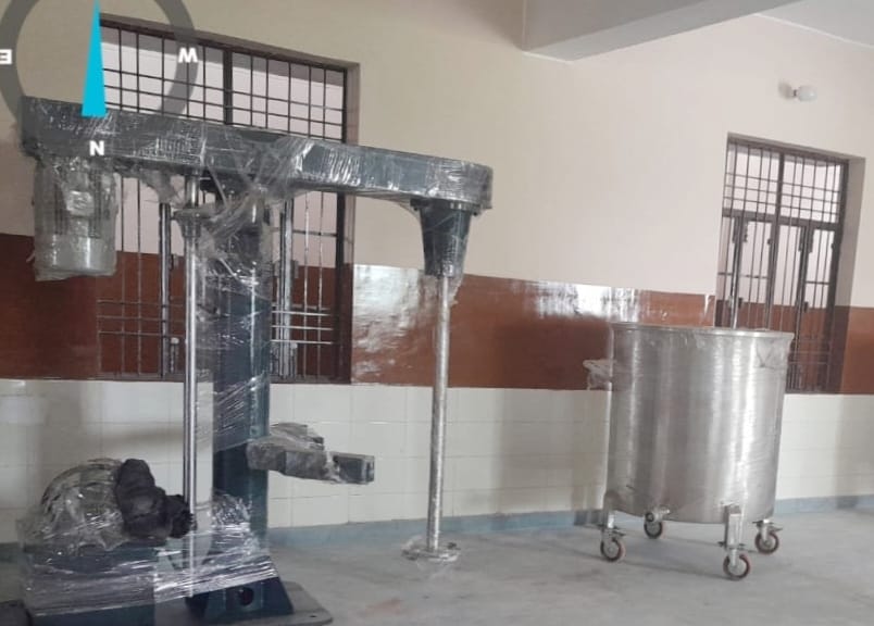 Municipal Corporation will make paint from cow dung, machines installed in the plant