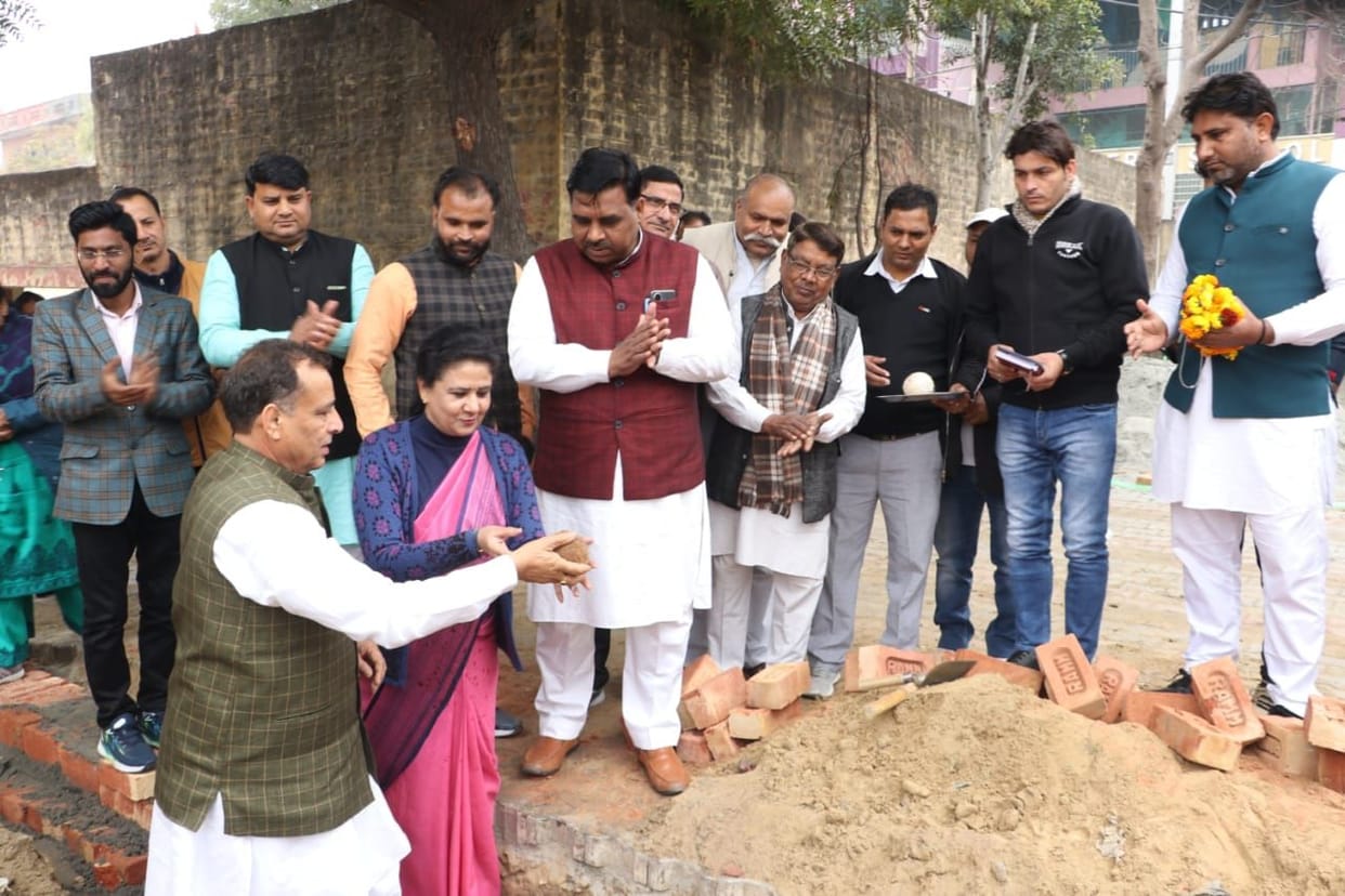 Foundation stone laid for construction of rooms in government school