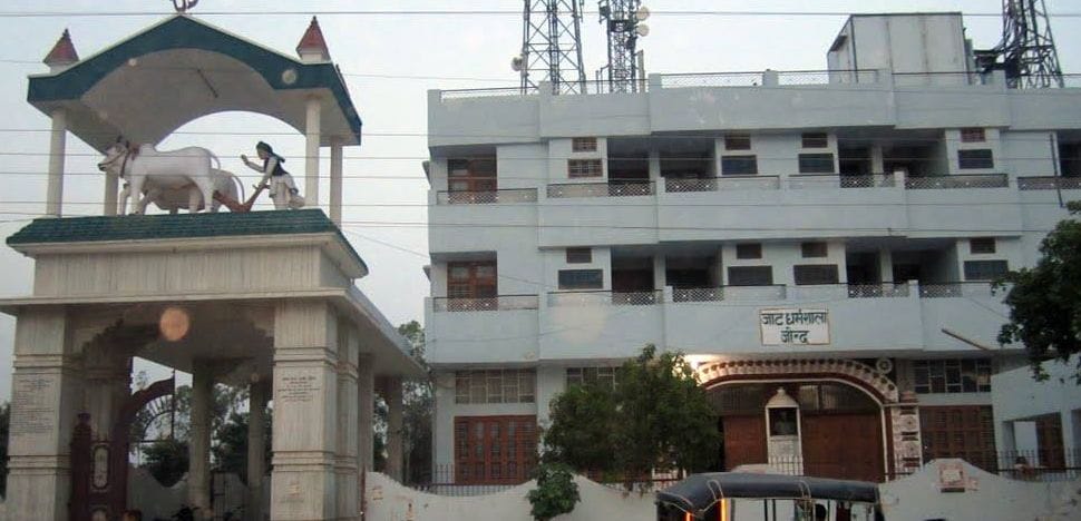 Both groups of Jat Dharmarth Sabha reached the court of District Registrar