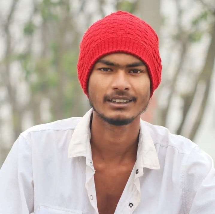 Teenager commits suicide in love affair