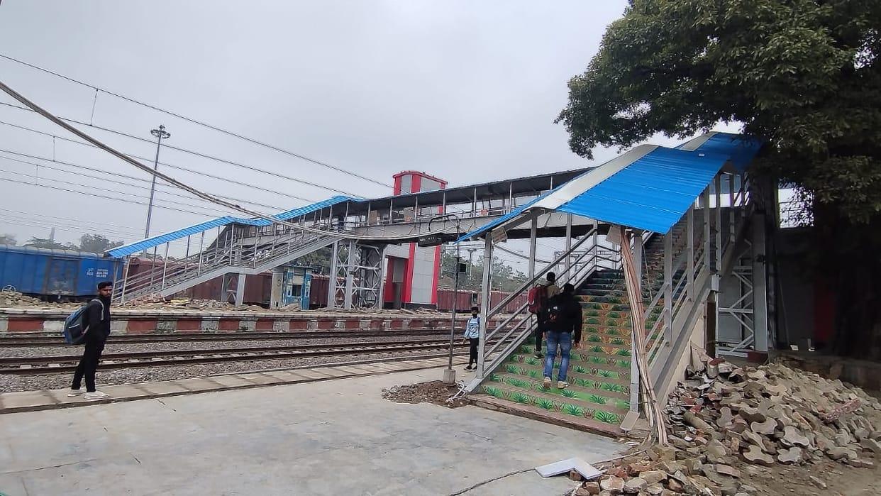 Railway station is being equipped with modern facilities, will provide convenience