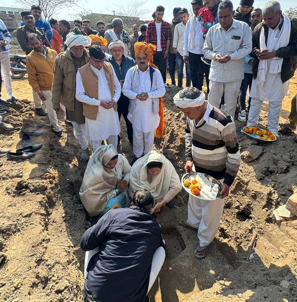 Zilla Parishad Chairperson laid the foundation of Maharana Pratap Community Center