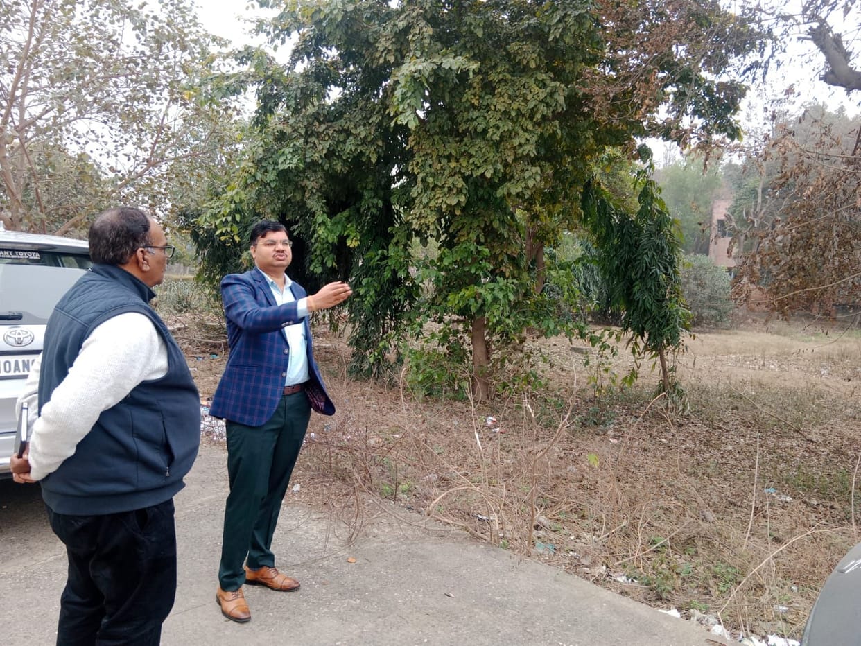 Parking will soon be constructed in the premises of Mini Secretariat