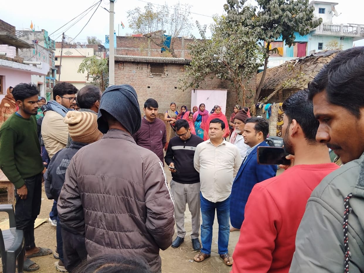 Accident on the highway in Kushinagar, four elderly people riding tempo died, four seriously