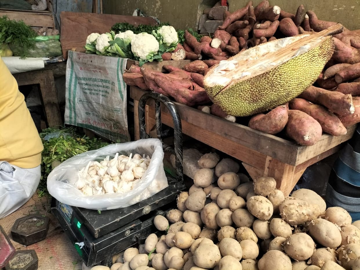 Garlic price reaches Rs 400 per kg