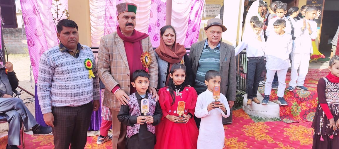 Awarded to meritorious students who performed better in academic and sports activities