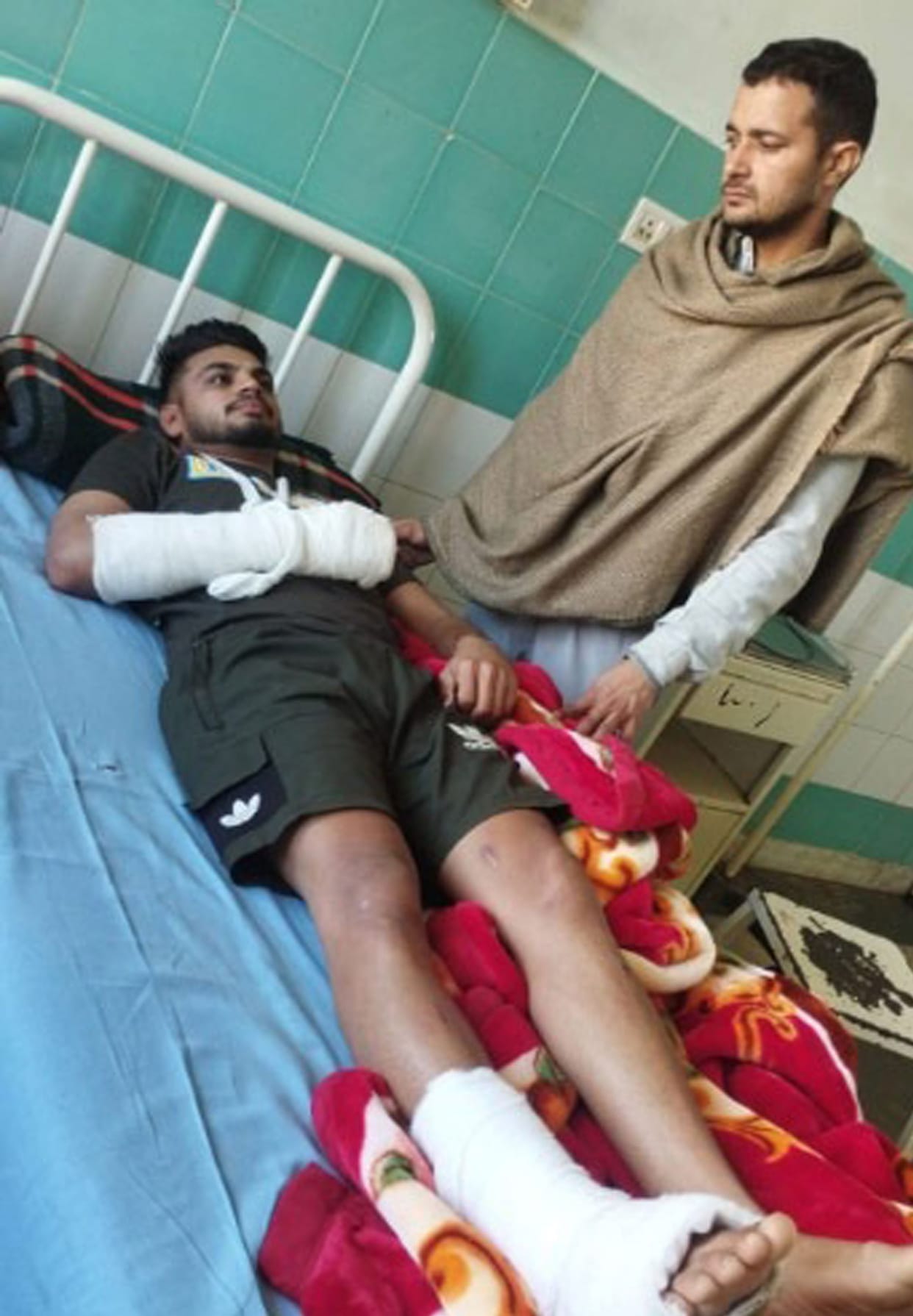 10 masked men attacked a player going to play Kabaddi with sticks