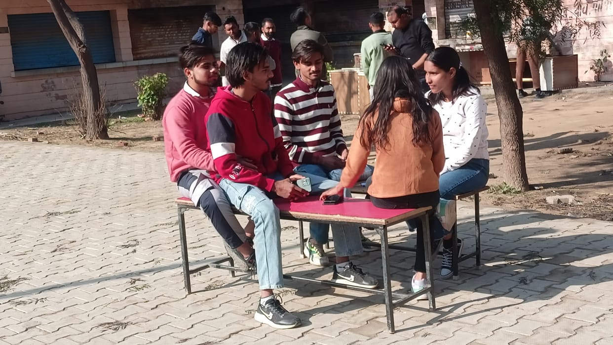 When cold wave tormented people, people got relief due to sunshine