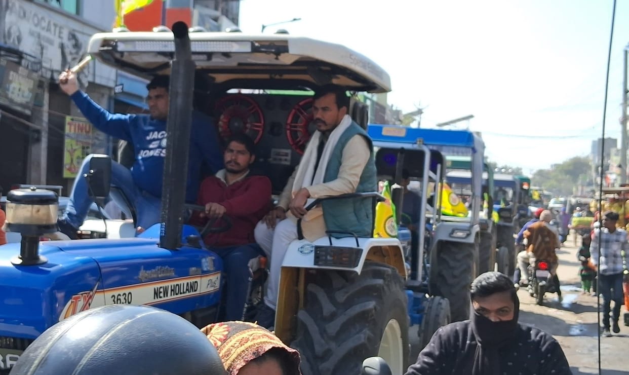 Preparations for Delhi march intensified, farmers rehearsed by taking out tractor march