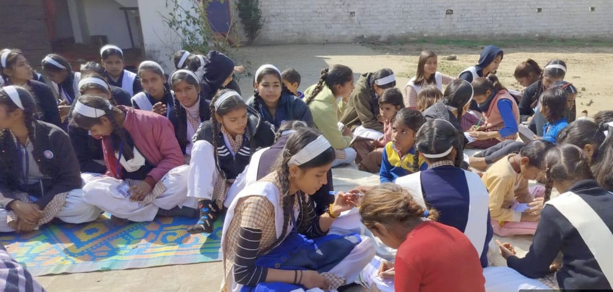 Volunteers taught small children and made them aware