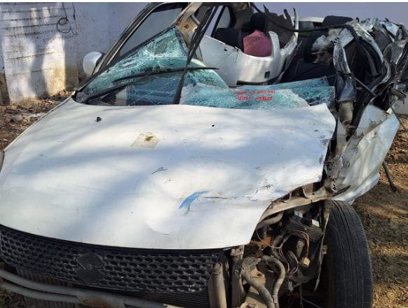 Car rammed into vehicle, one dead, four seriously injured