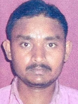 A young man returning after taking medicine after inhaling gas fell down, died
