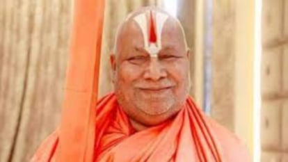 Uttarakhand News Jagadguru Swami Rambhadracharya referred to Delhi AIIMS from Dehradun Today