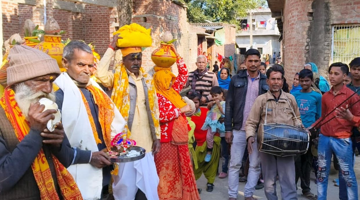 Before Bhagwat Katha, women dressed in yellow took out Kalash Yatra.