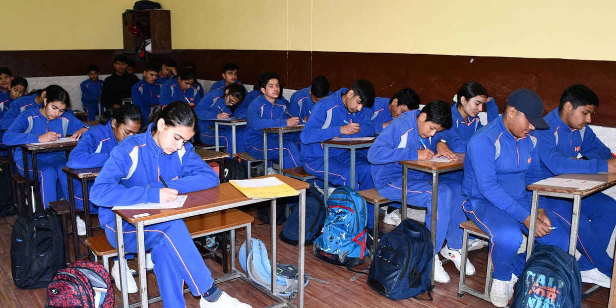 470 students took scholarship exam, positive initiative for competitive exams