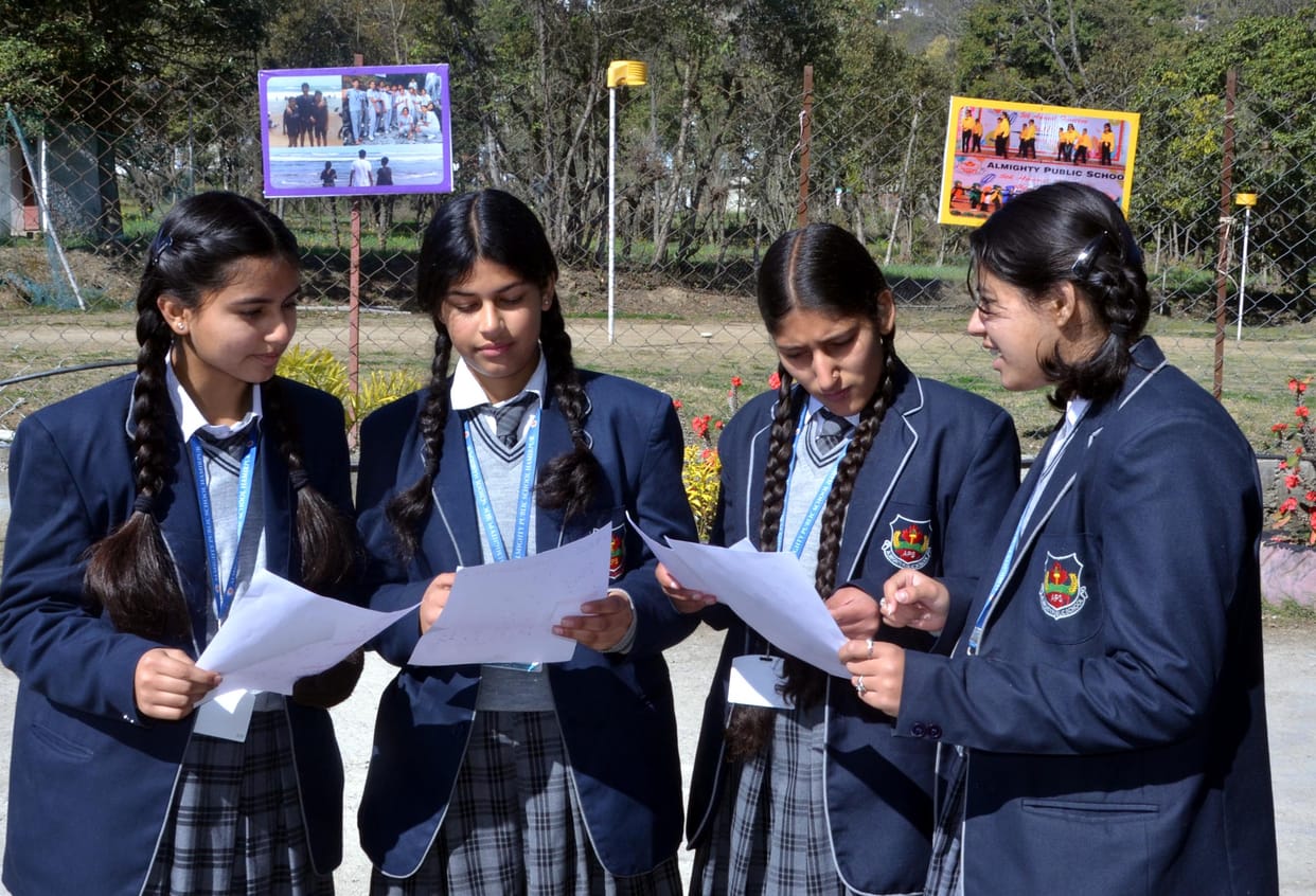 178 students took the scholarship exam