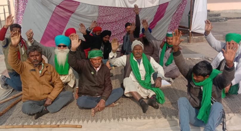 Indefinite protest continues on 27th day, Mandal Mahapanchayat will be held on 15th