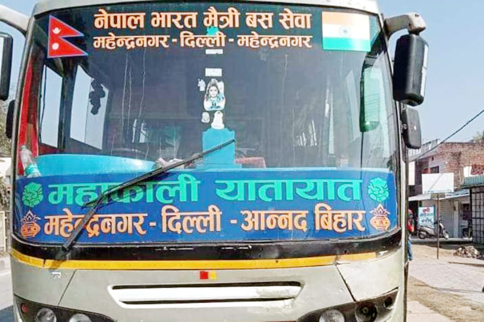 Counterattack: India-Nepal Friendship Bus taxi owners handed over to police