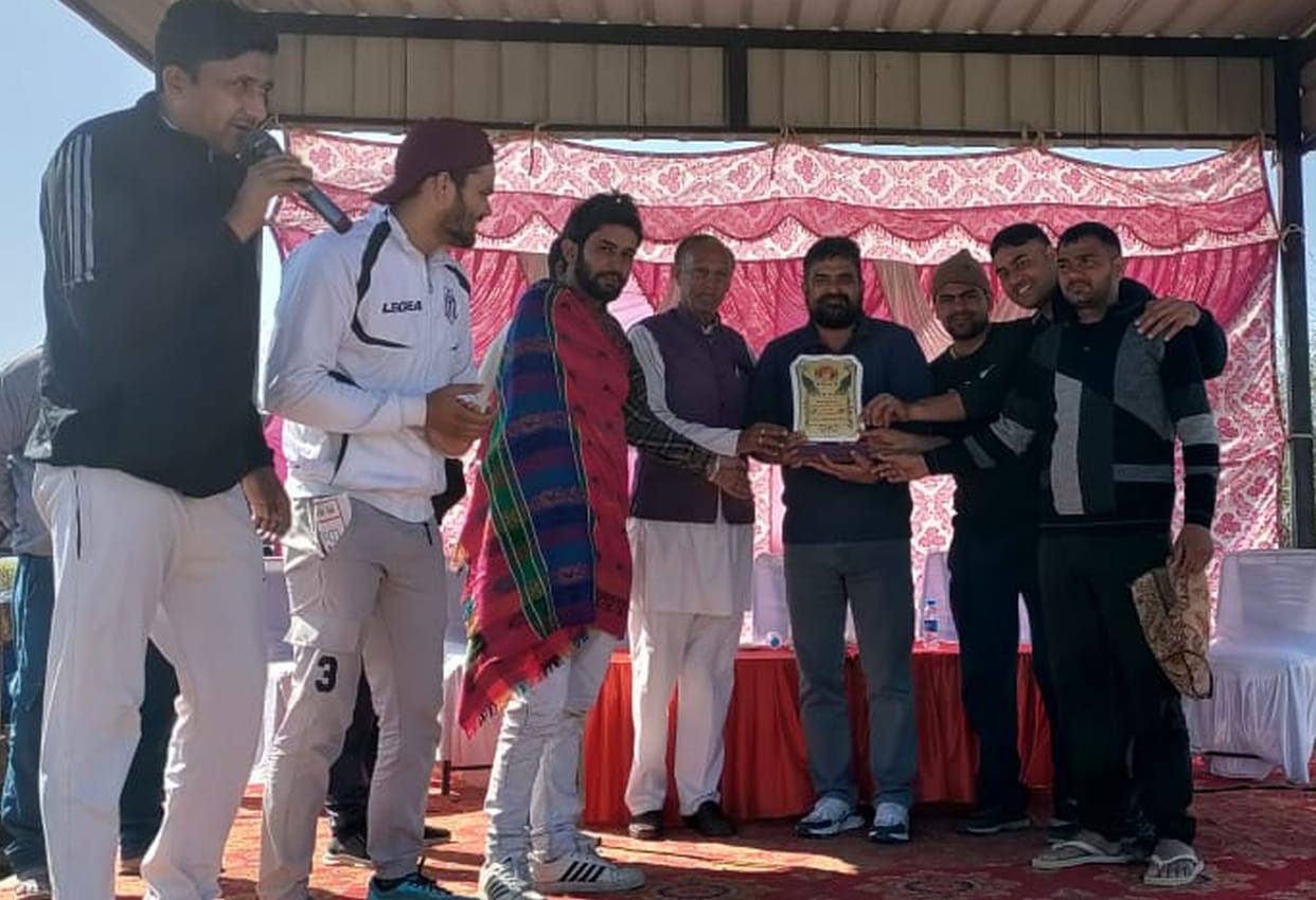 In the cricket match, Charkhi defeated Ravaldhi and Surajgarh defeated Umri.