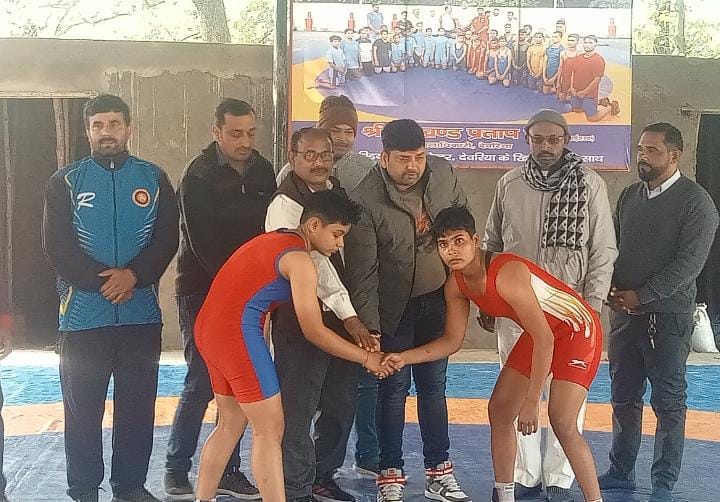 junior girl wrestling team selected