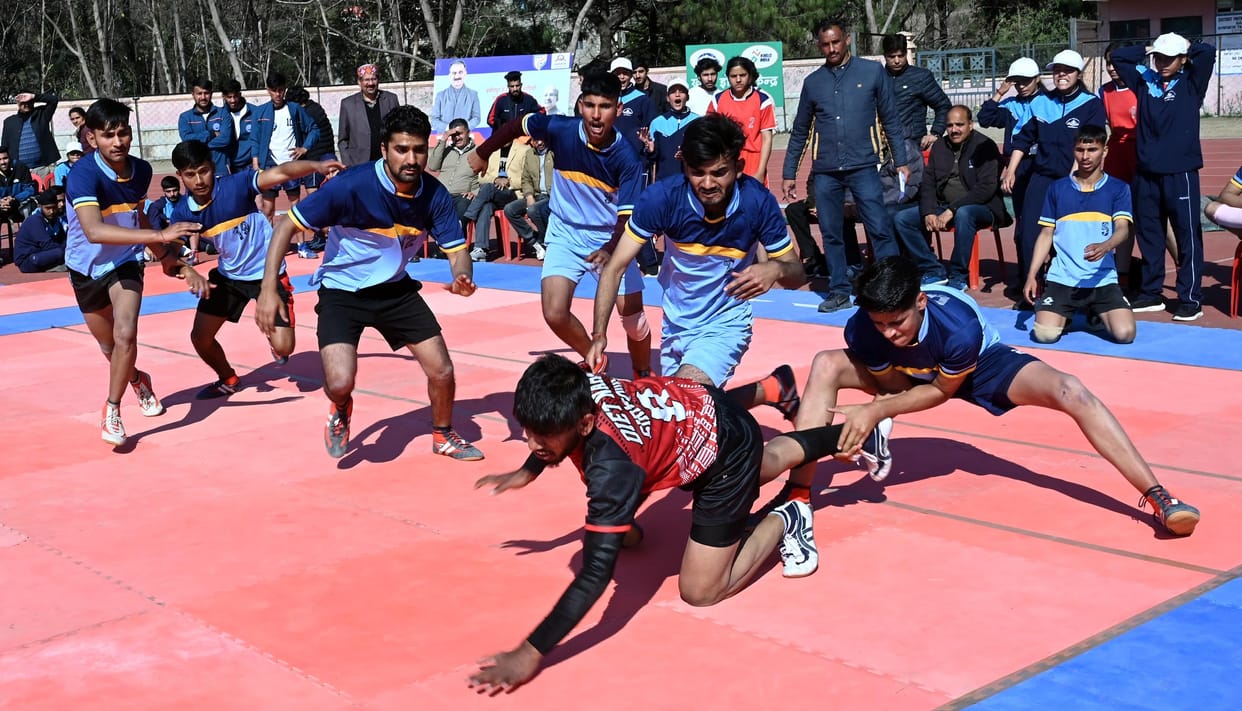 Bilaspur defeated Sirmaur in Kabaddi competition