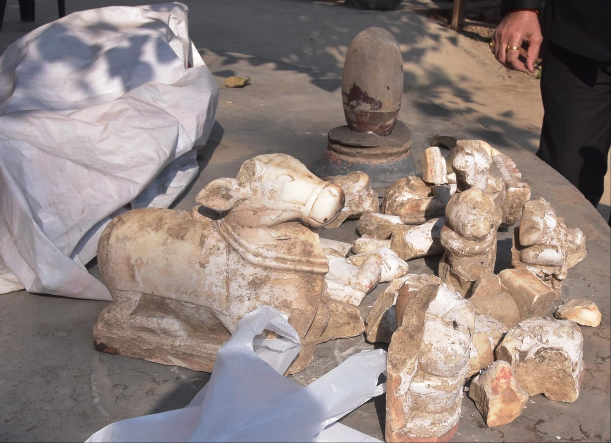 Idols of 150 years old gods and goddesses found in Goteshwar Mahadev temple