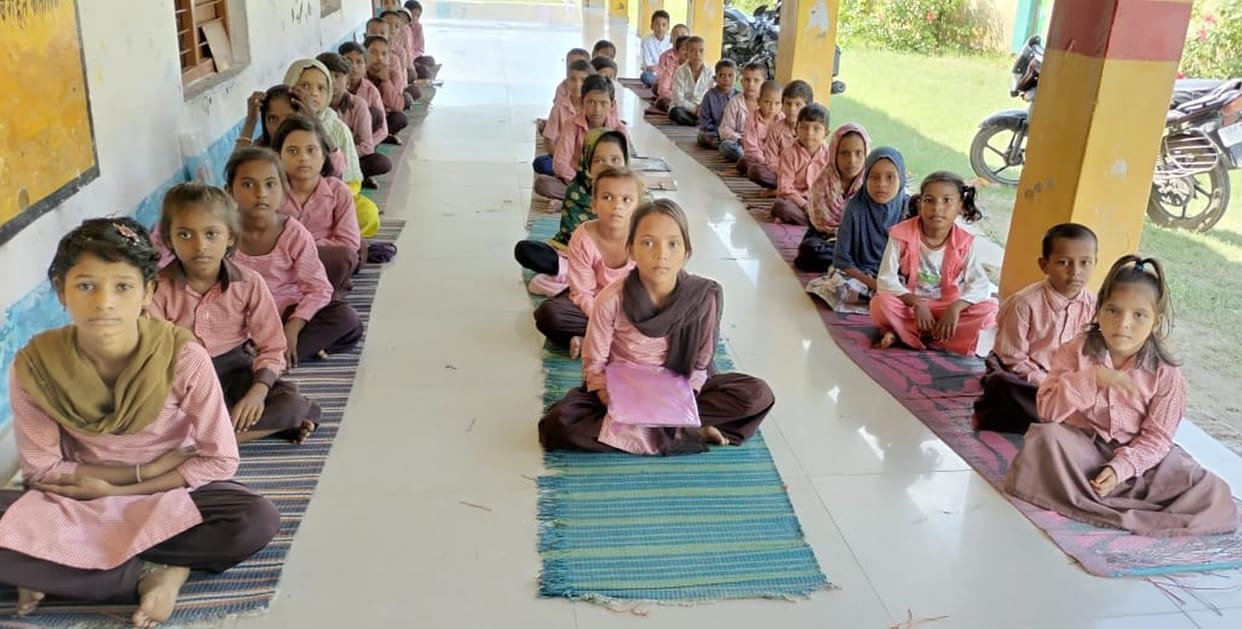 Primary school children will not sit on the floor, shortage of furniture will be removed