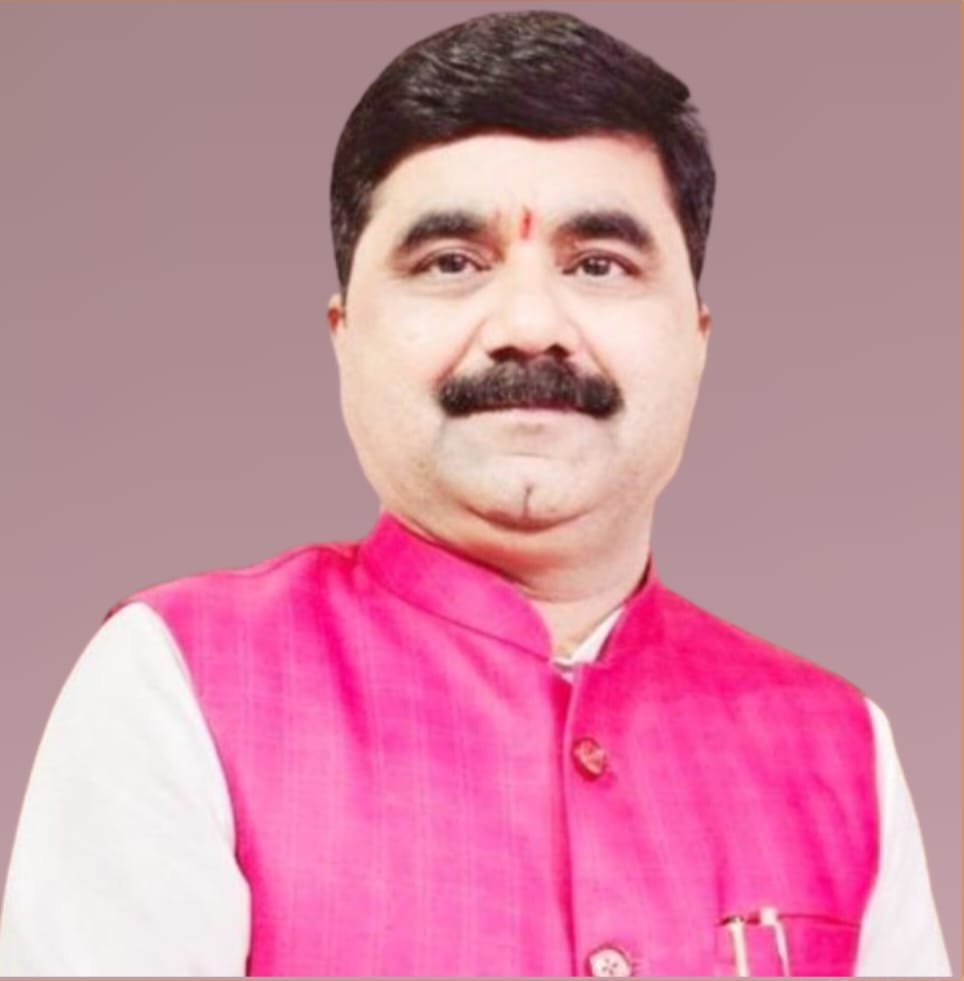 A rare coincidence between Vasant Panchami and Valentine's Day, Vasant Panchami will be celebrated on 14th February.