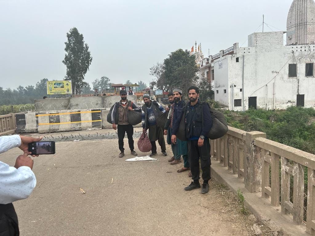 Pedestrians kept wandering throughout the day, some had to walk for miles and some remained stuck in traffic jams.