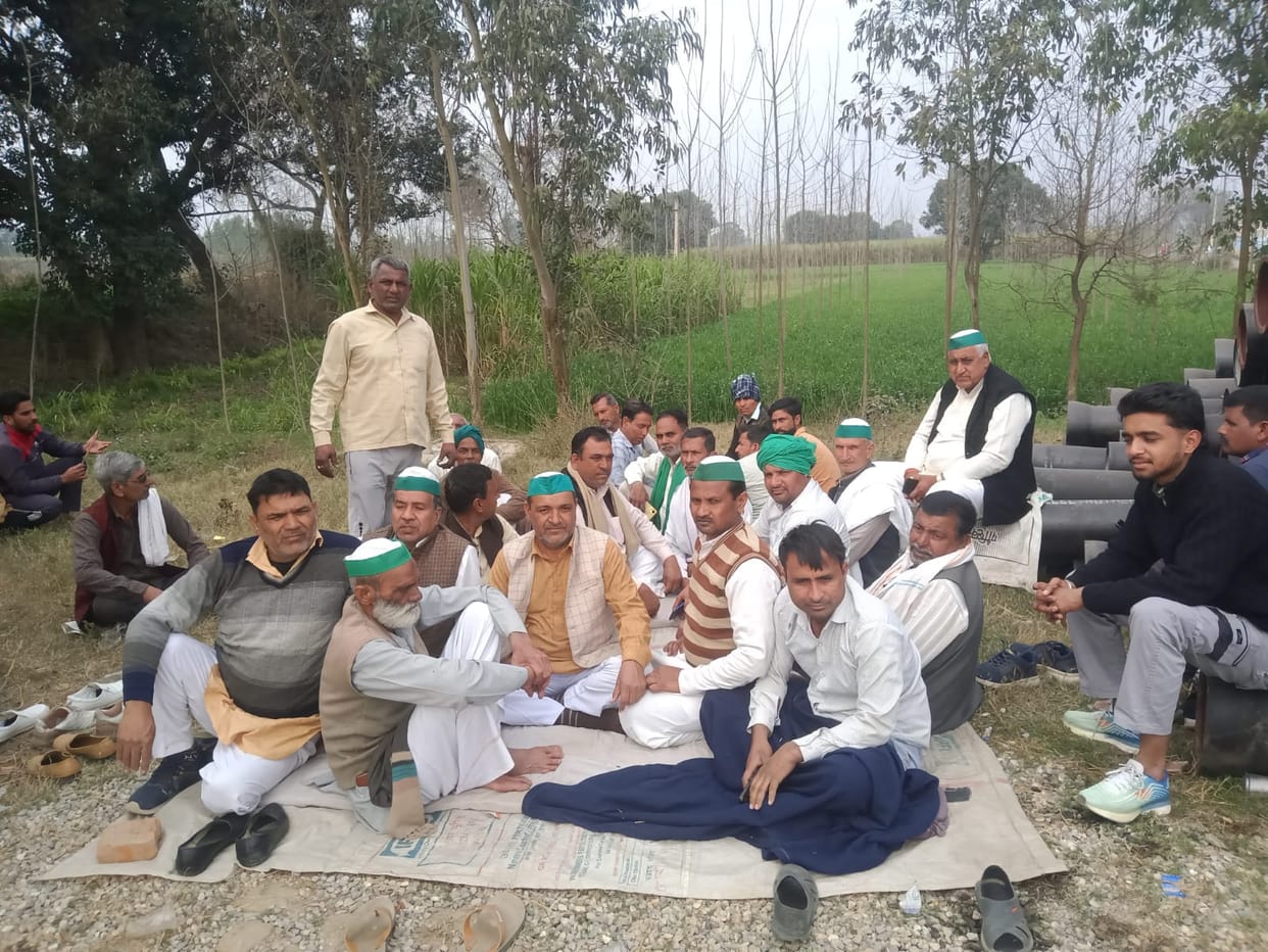 Villagers stopped the work of laying pipeline in village Khindaria