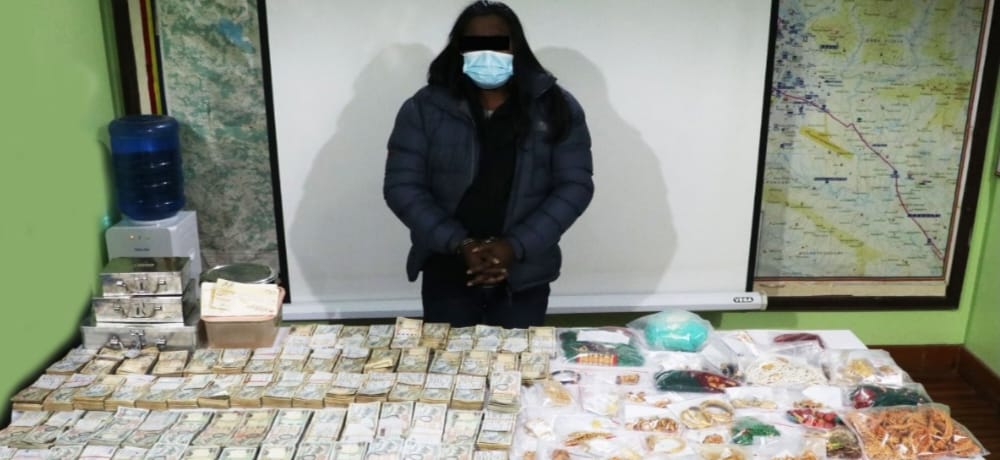 Indian arrested with 12 kg gold and silver in Nepal