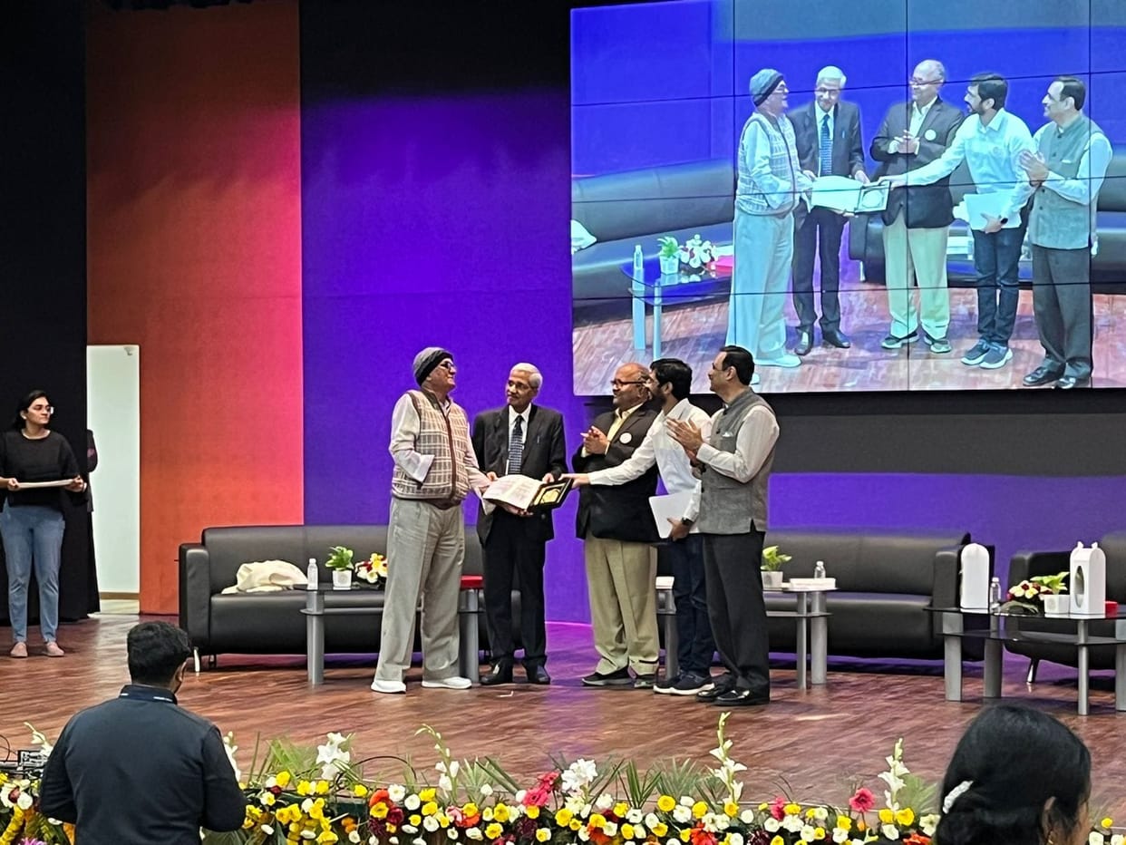 Honored on the foundation day of National Cancer Institute