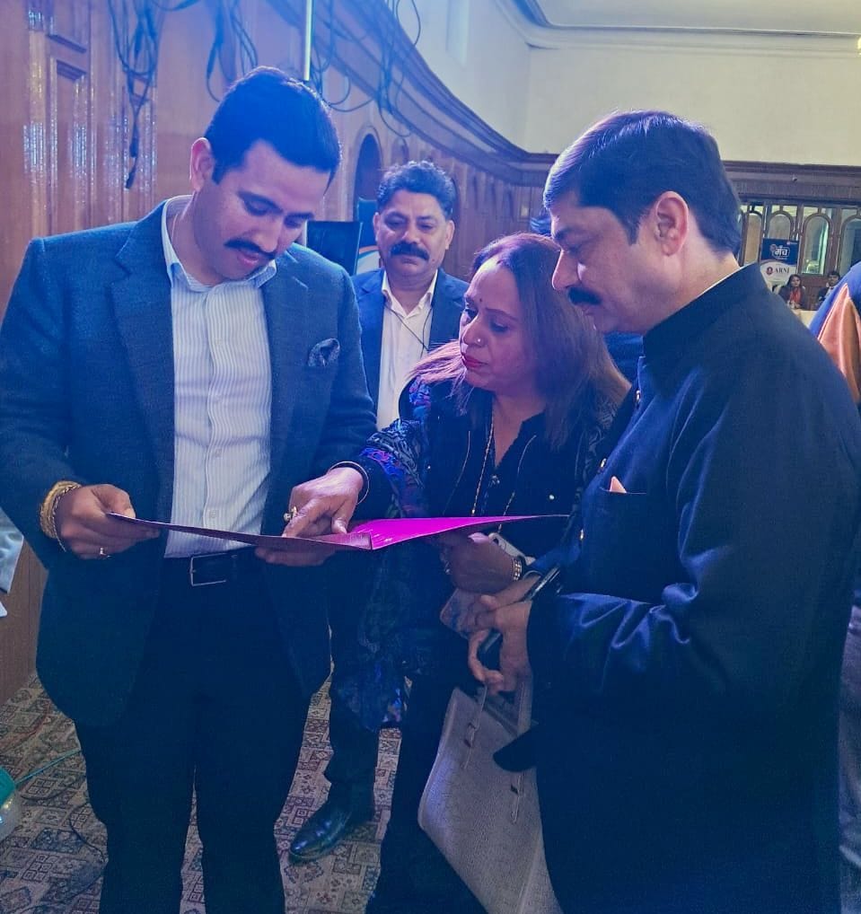 NP President meets Minister Vikramaditya regarding parking and community building