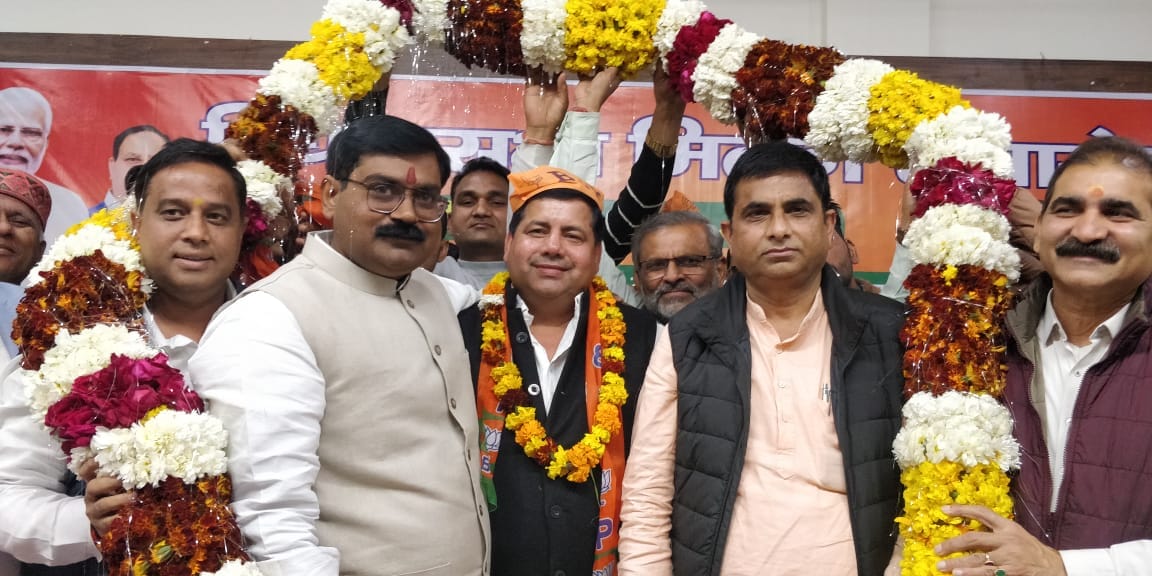 Gangster given membership of BJP