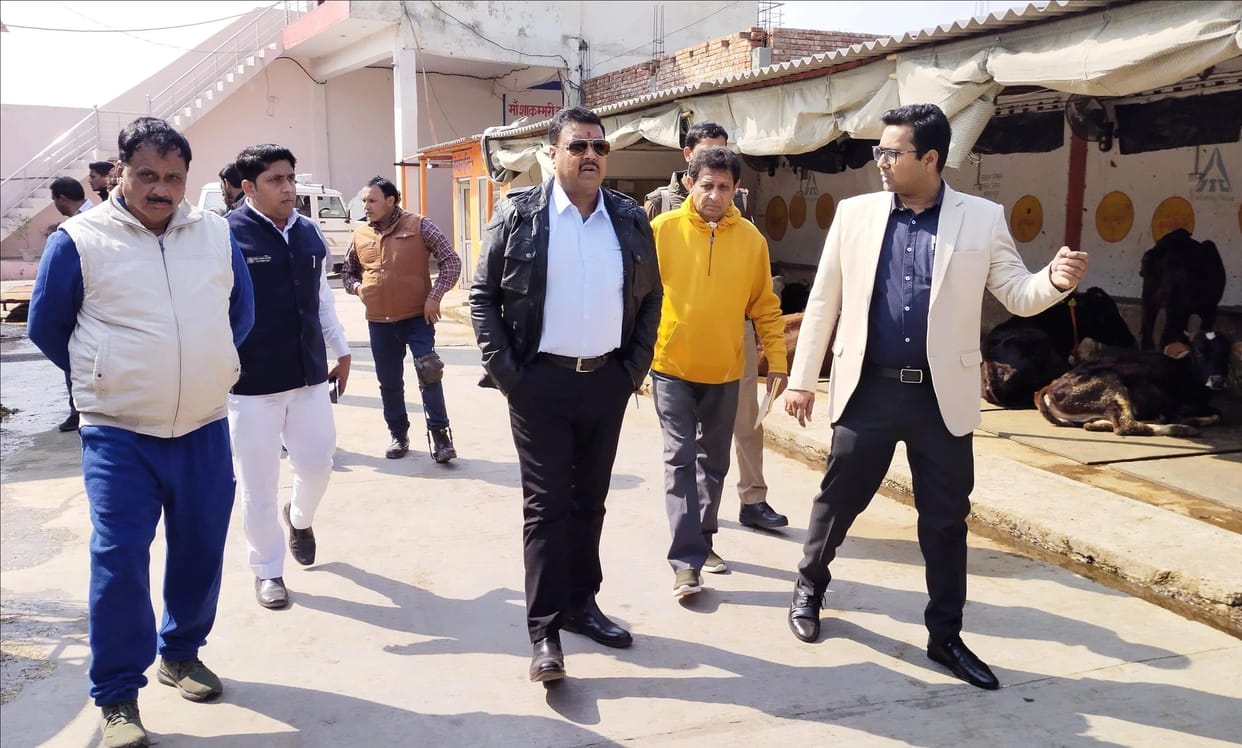 Municipal Commissioner inspected Gaushala, Janmanch and Gandhi Park