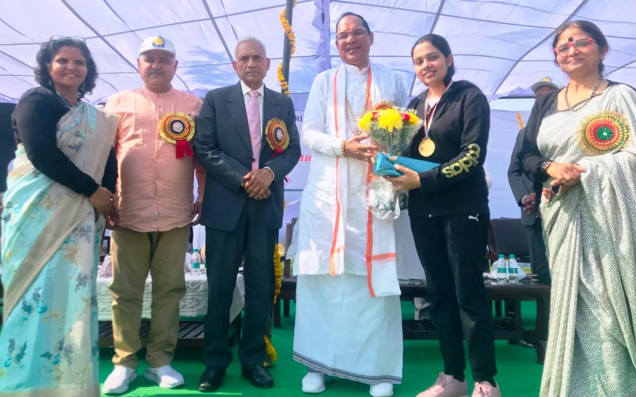 Yamini honored for winning gold medal in shooting championship