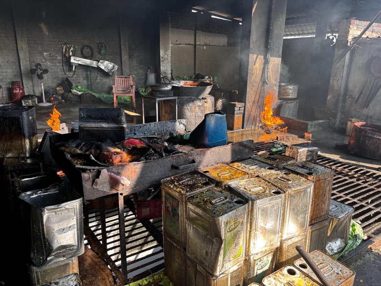 Fire broke out in the furnace of salty industry, one burnt