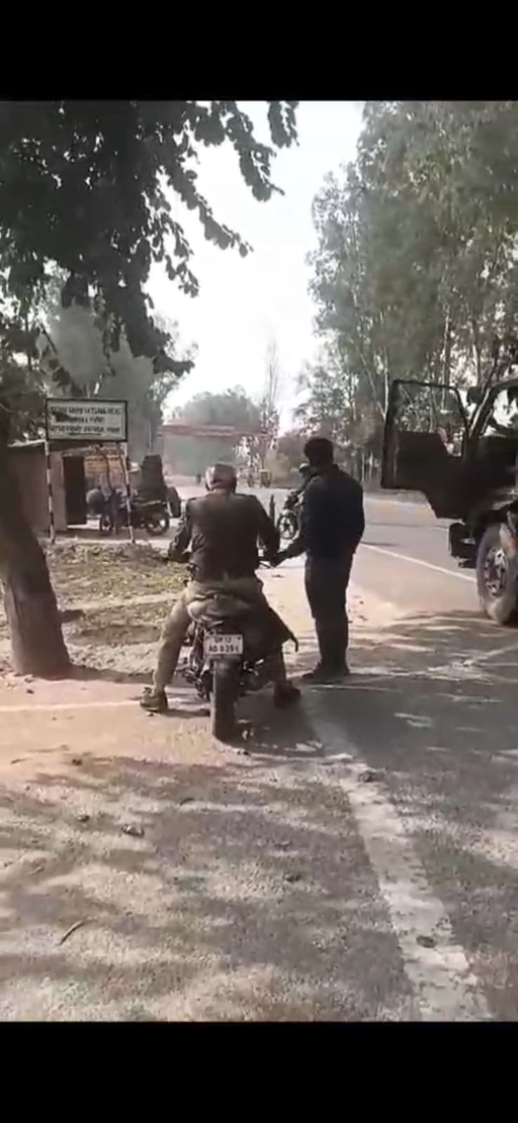 Video of taking bribe from driver goes viral