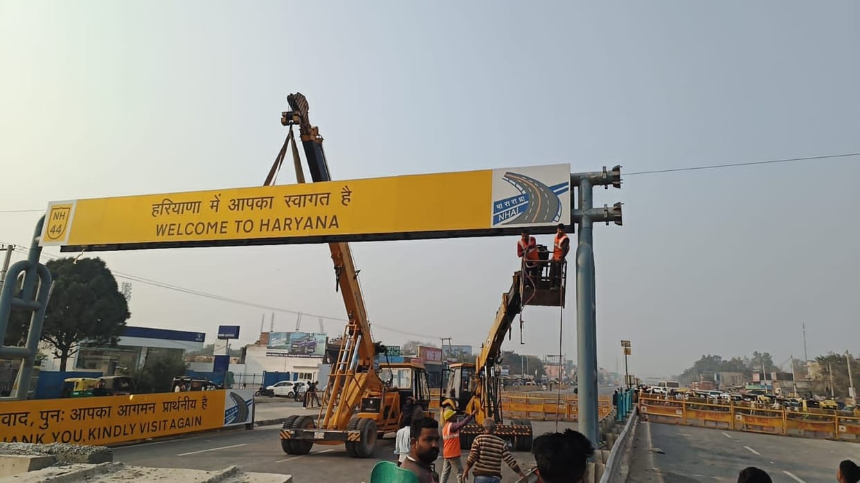 Flyover and approach road closed within 600 meters, CCTV installed up to 500 meters