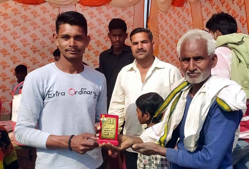 Baraur defeated Wazirganj by seven wickets
