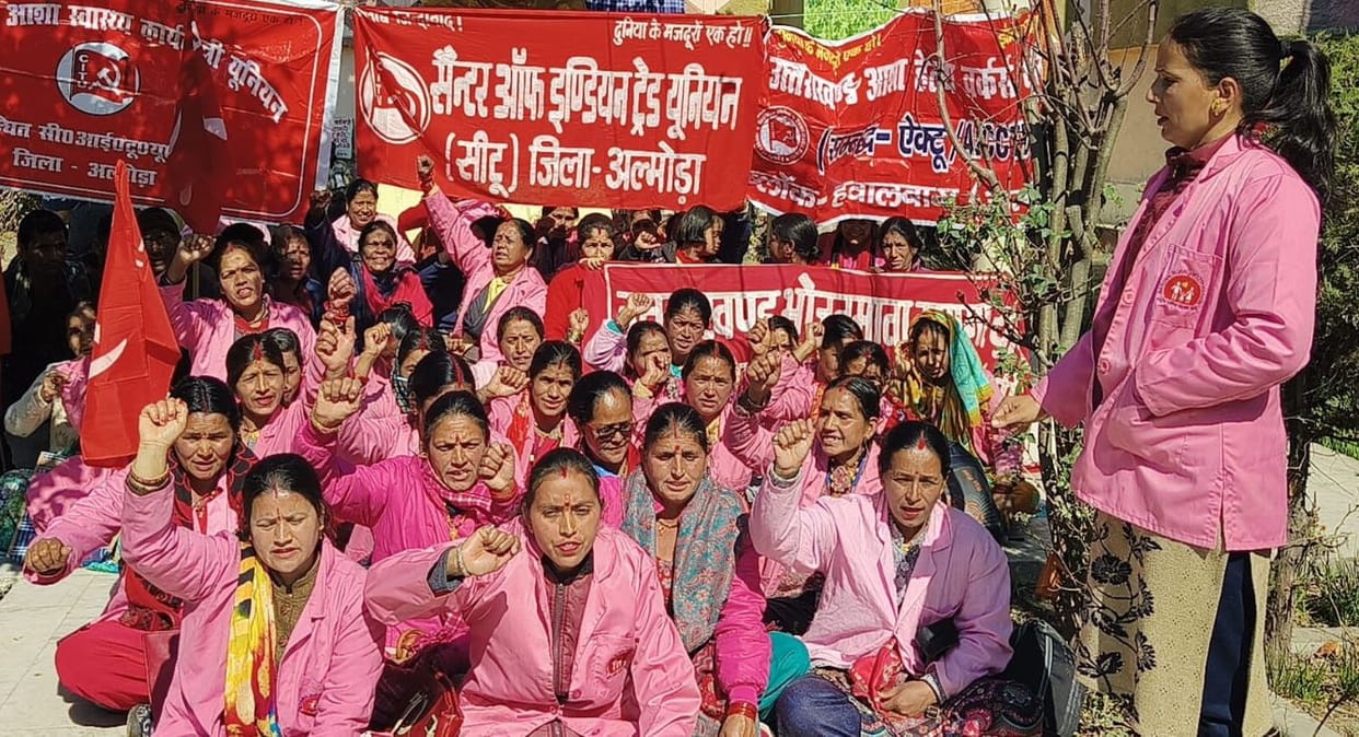 Food mothers vocal on demand for increase in honorarium