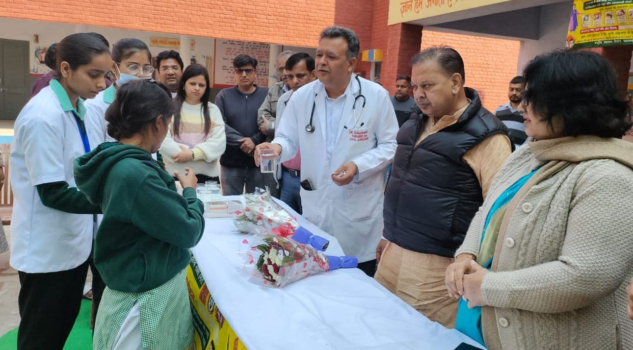 Adbendazole tablets will be given to four lakh 26 thousand 112 children across the district.